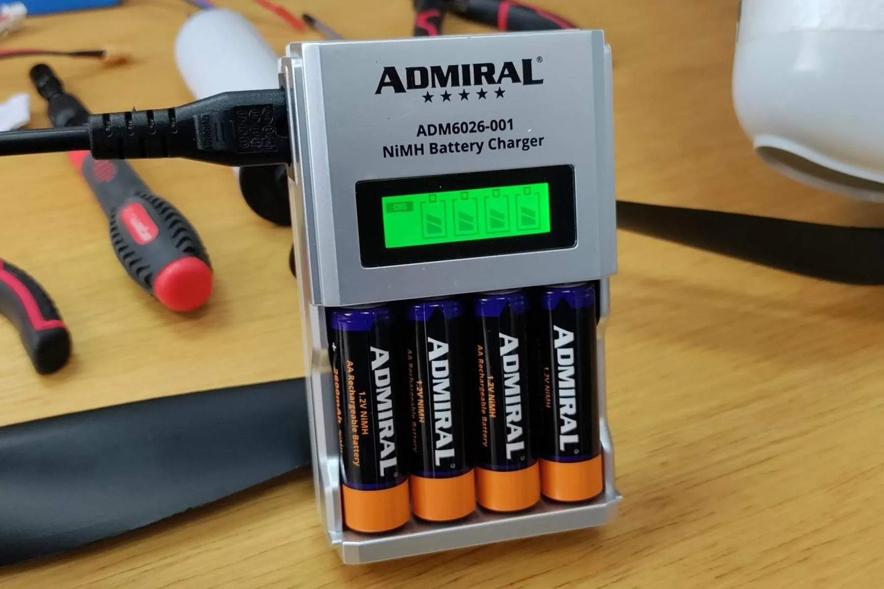 Admiral 4x AA/AAA NiMH Battery Charger