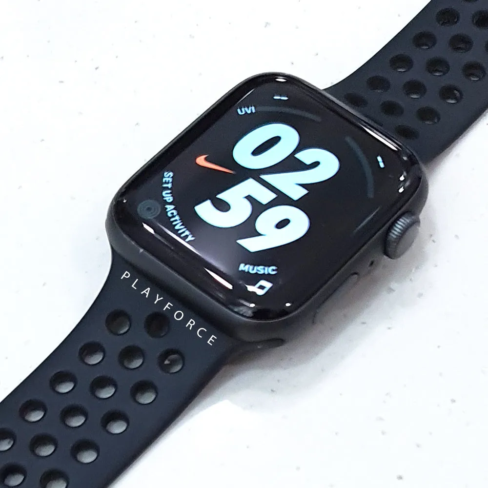 Apple Watch Series 4 44mm (GPS, Nike)