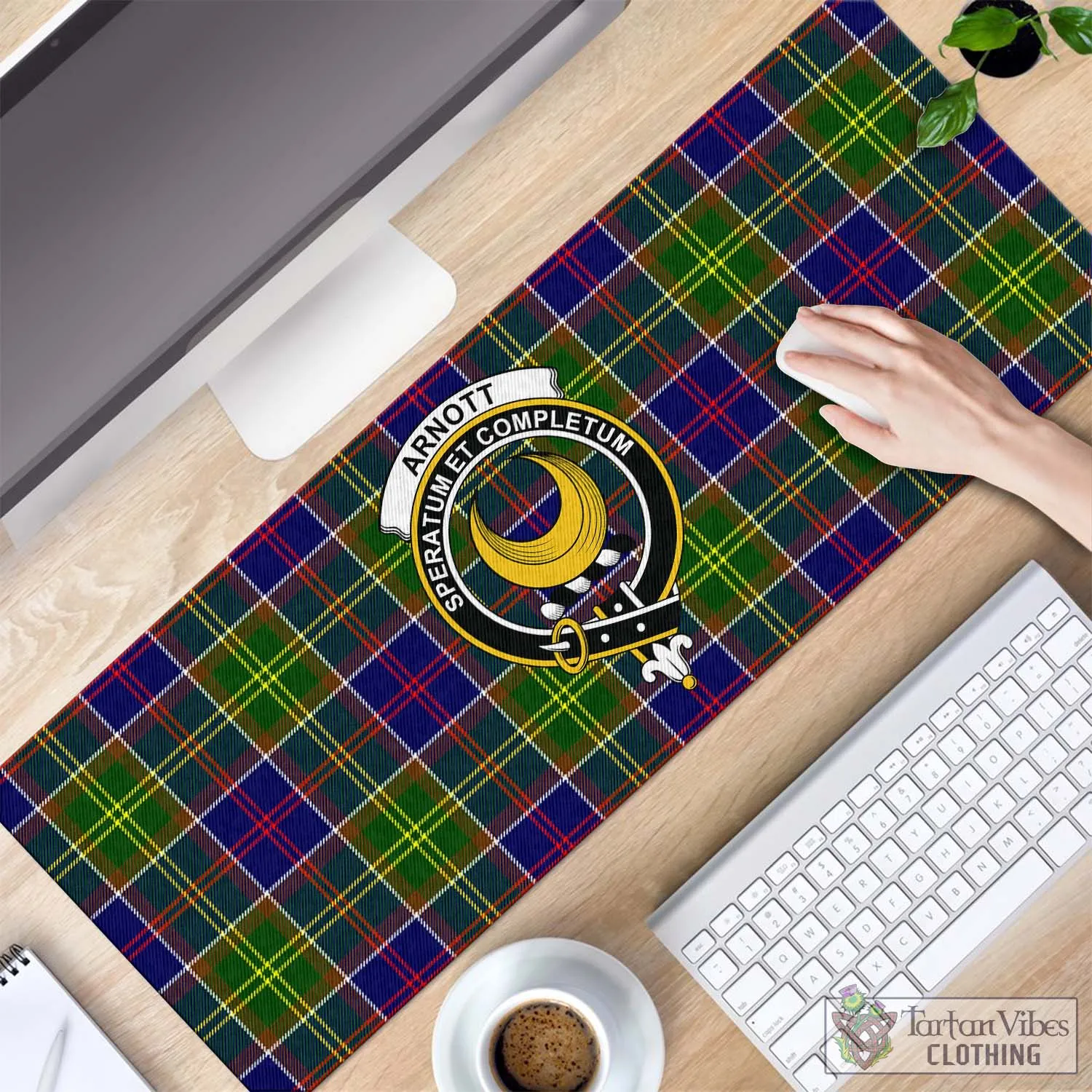 Arnott Tartan Mouse Pad with Family Crest