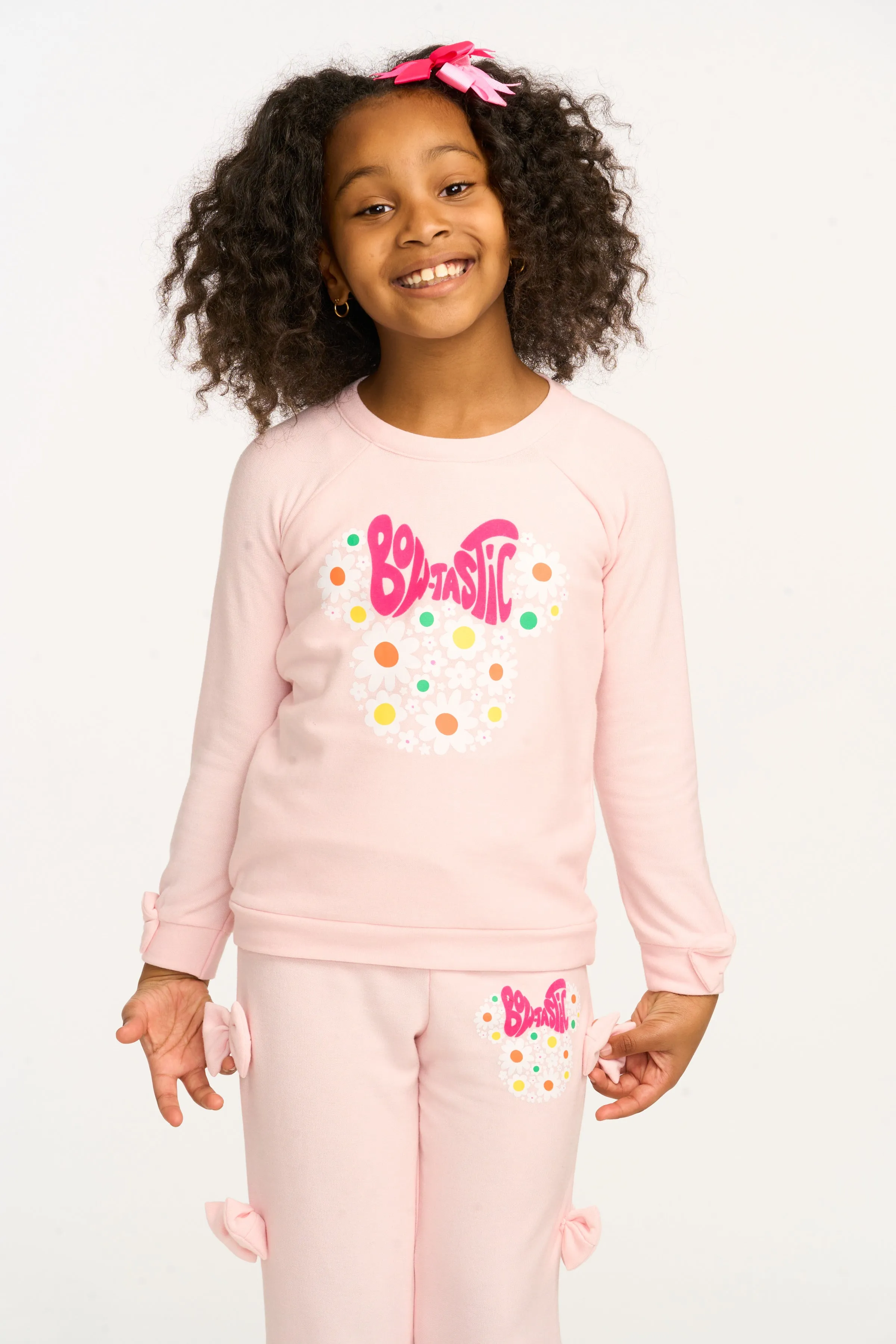 Chaser Disney Minnie Mouse "Bowtastic" Pullover