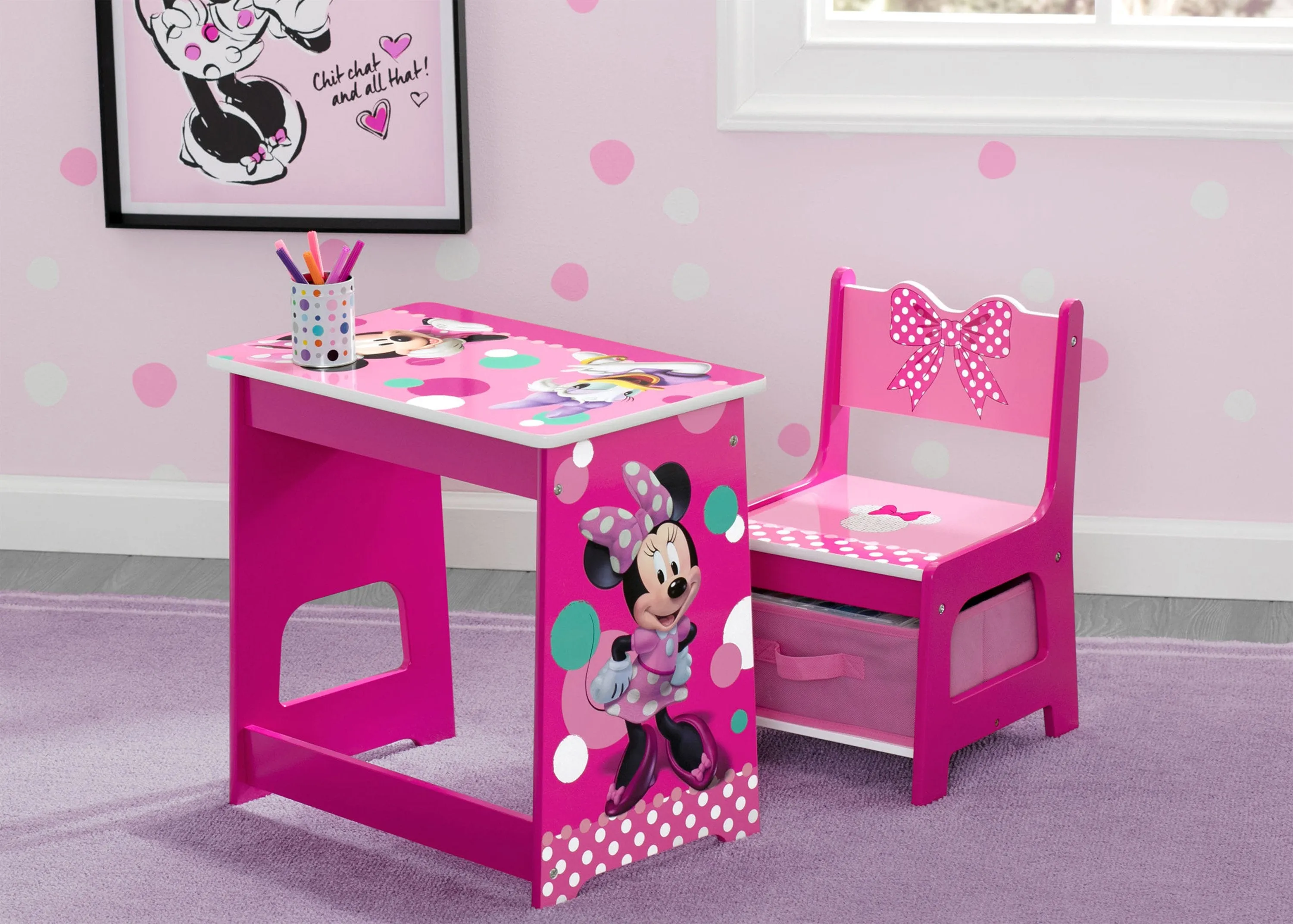 Minnie Mouse Kids Wood Desk and Chair Set