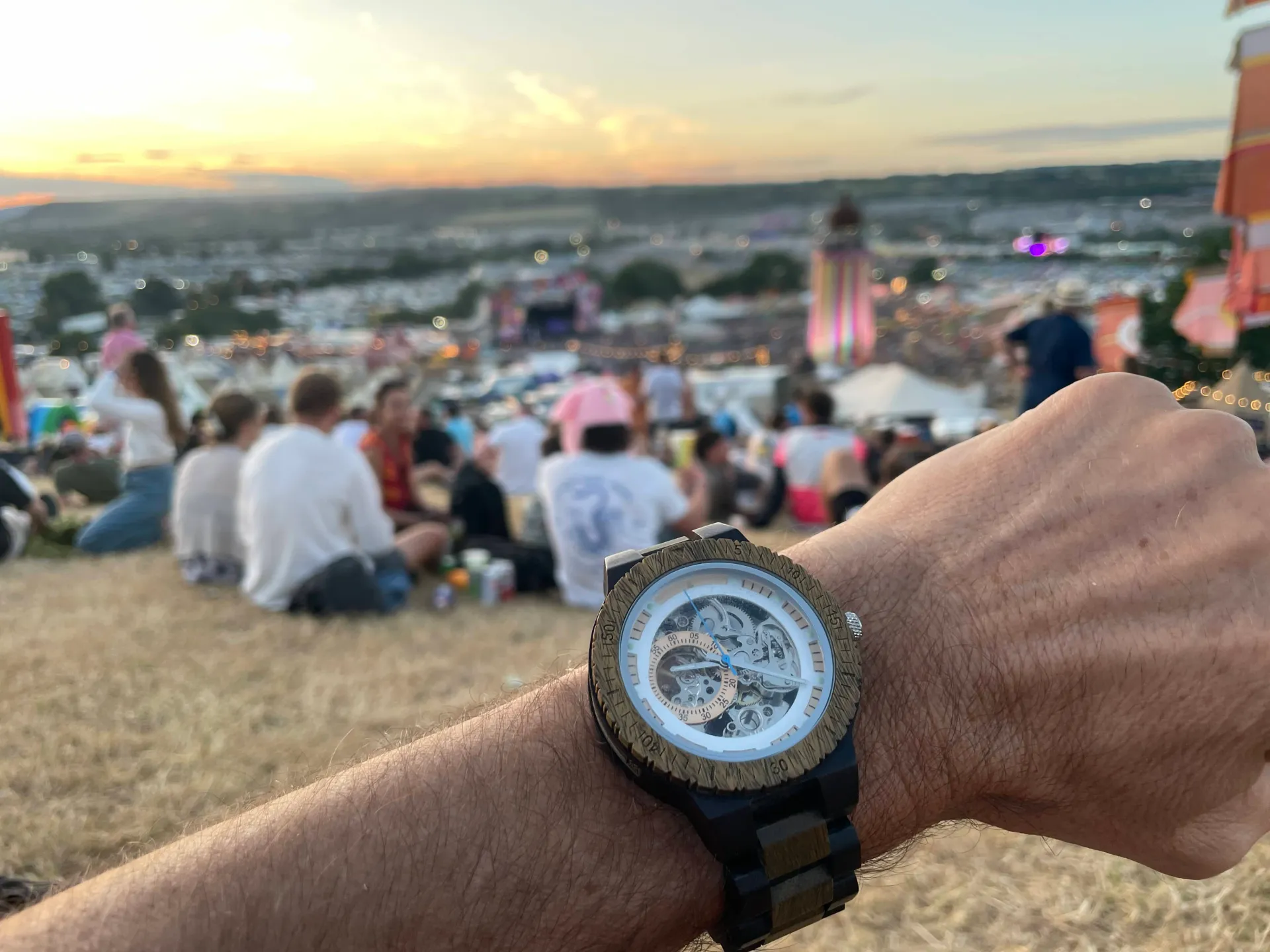 The Hemlock: Men's Eco-Friendly Wood Watch - Sandalwood & Ebony