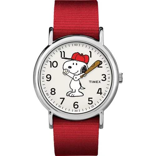 Timex Unisex TW2R41400 Weekender x Peanuts: Snoopy Nylon Slip-Thru