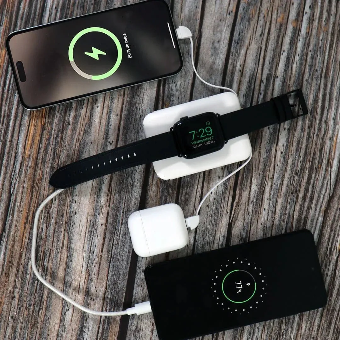 Versa 4-in-1 Power Bank Trio