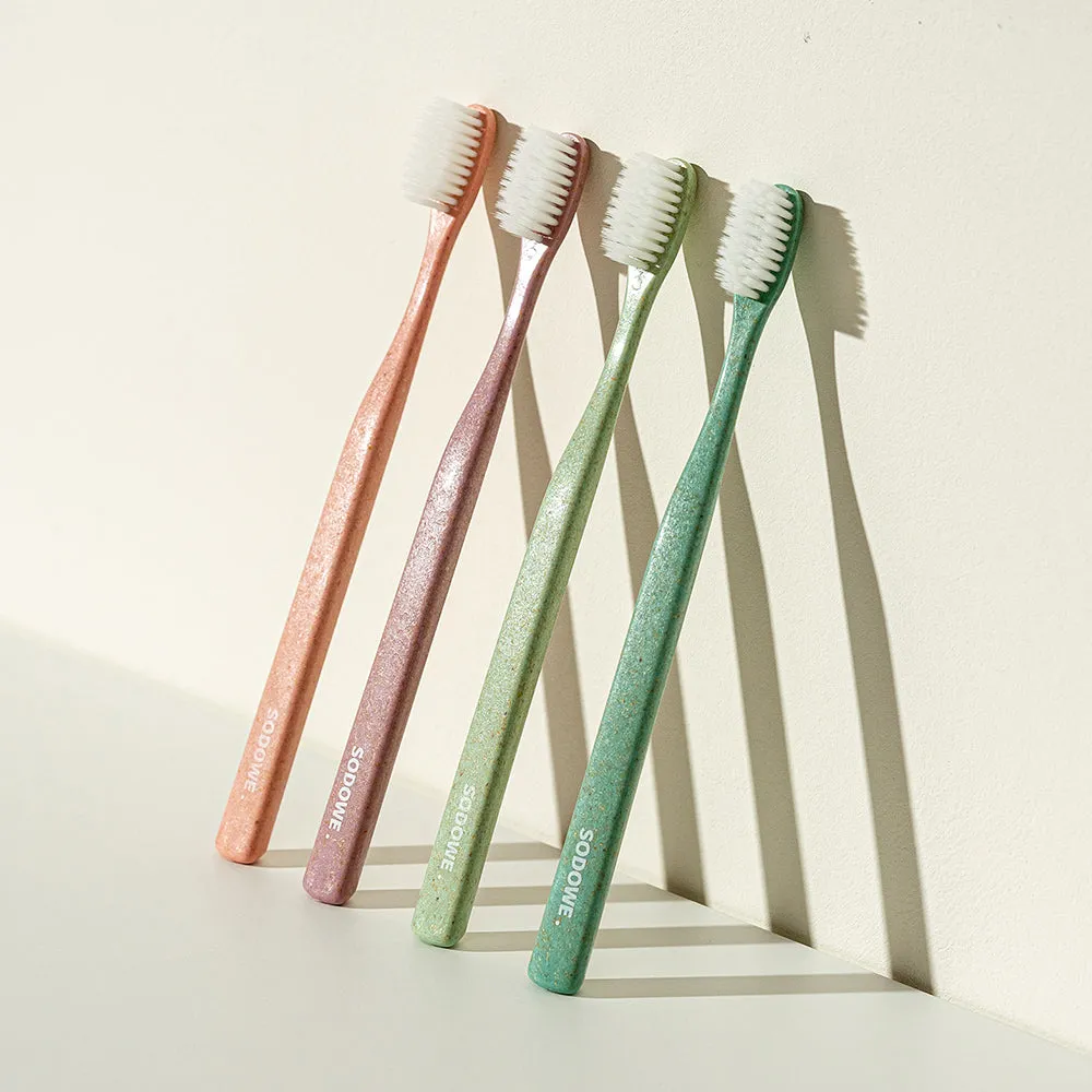 Woodchip Toothbrush Set